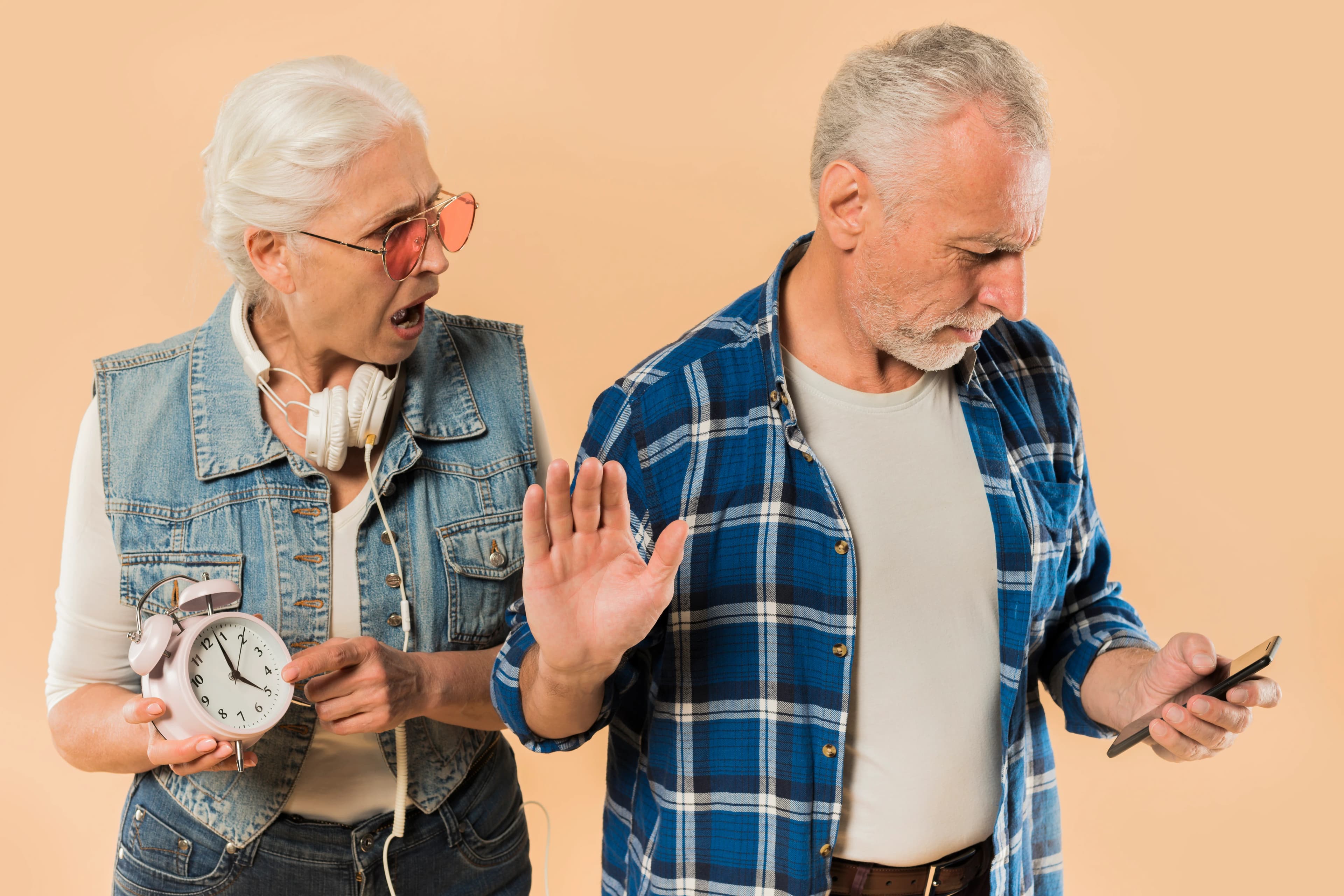 Crise da Meia-Idade: Por Que Reavaliamos Nossas Vidas na Metade do Caminho