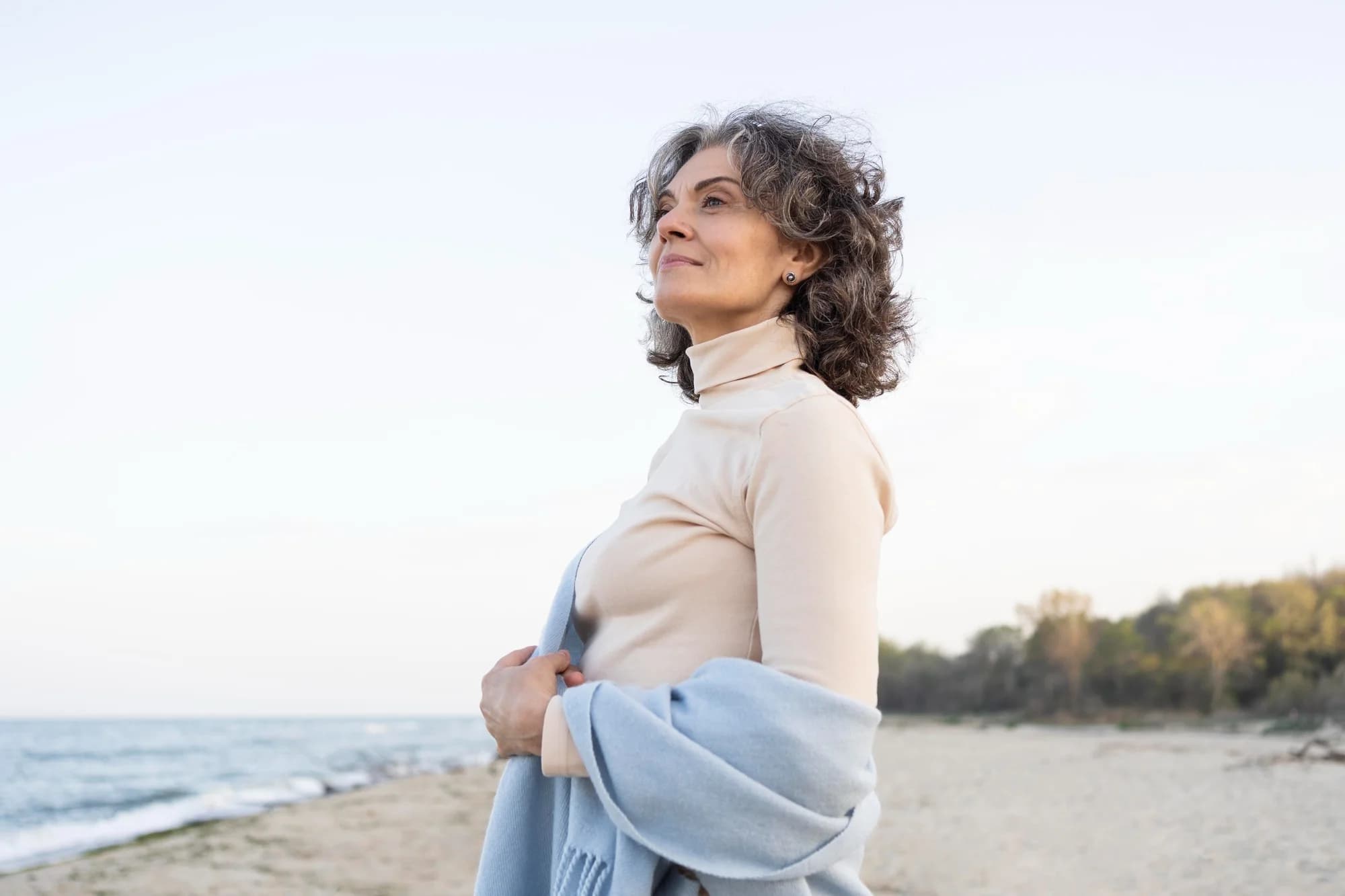 Por Que Você se Sente Mais Ansiosa Durante a Menopausa?